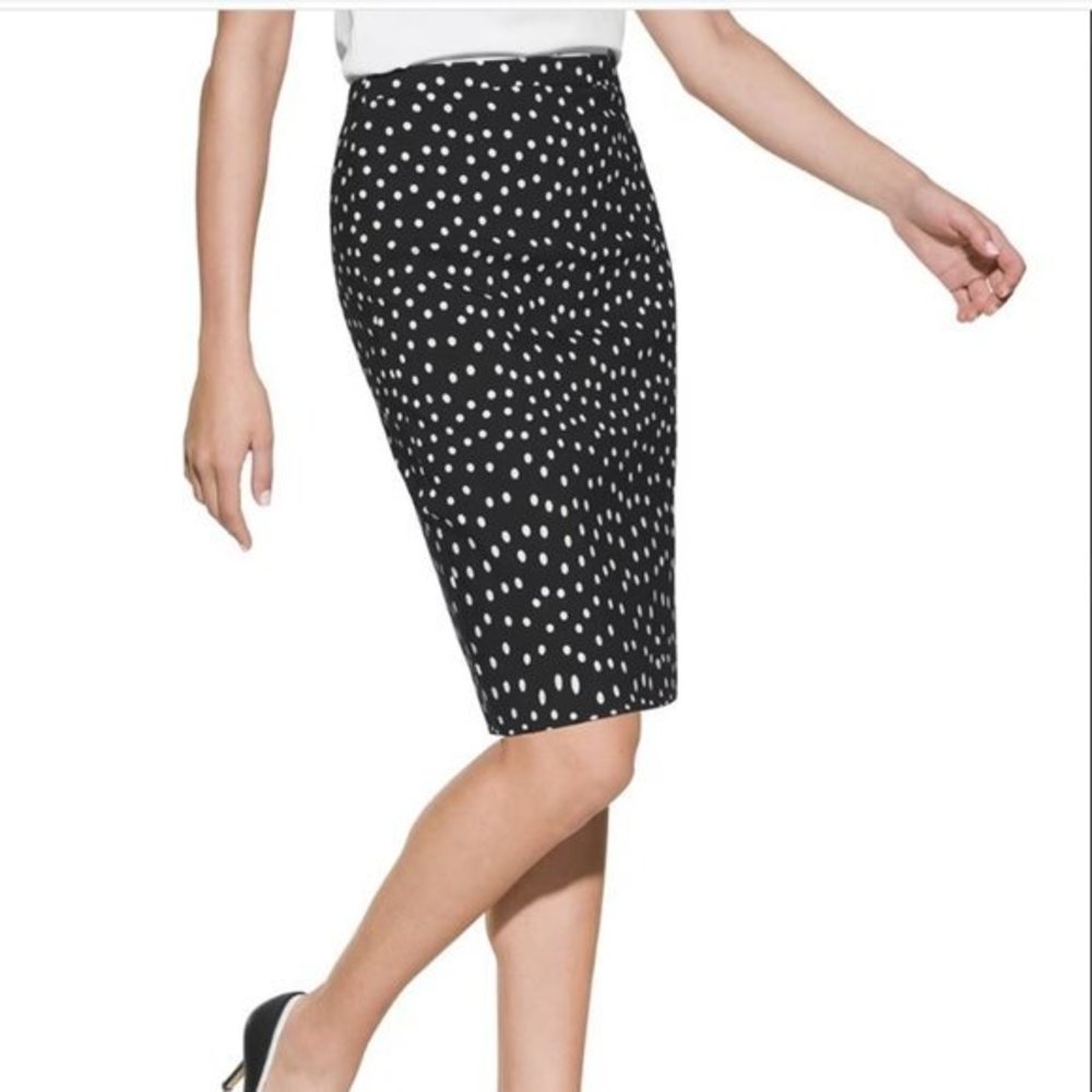 WHBM Black with Ivory Polka Dot Skirt Size 8